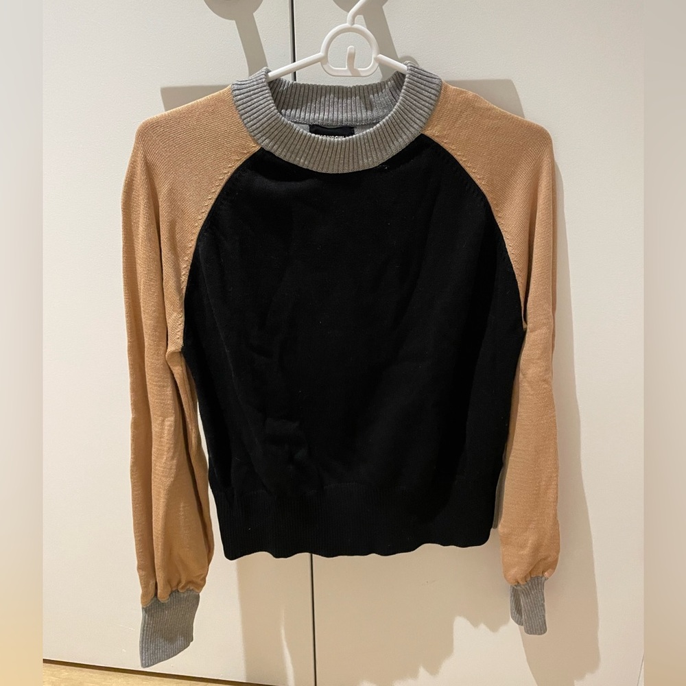 Monrow sweater color block size small